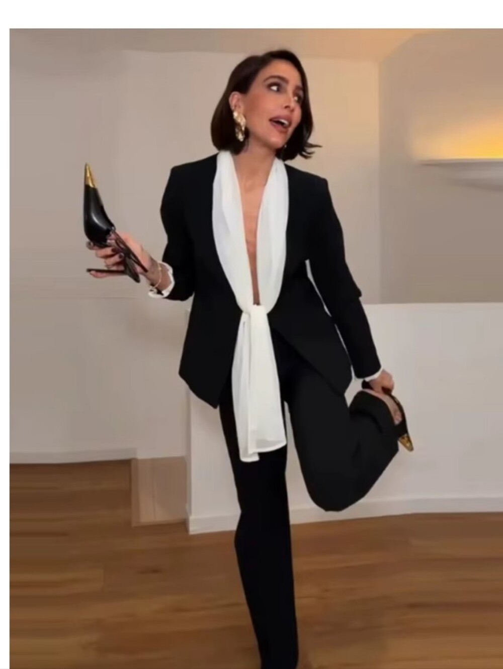 Zara contrasting scarf blazer in black size S